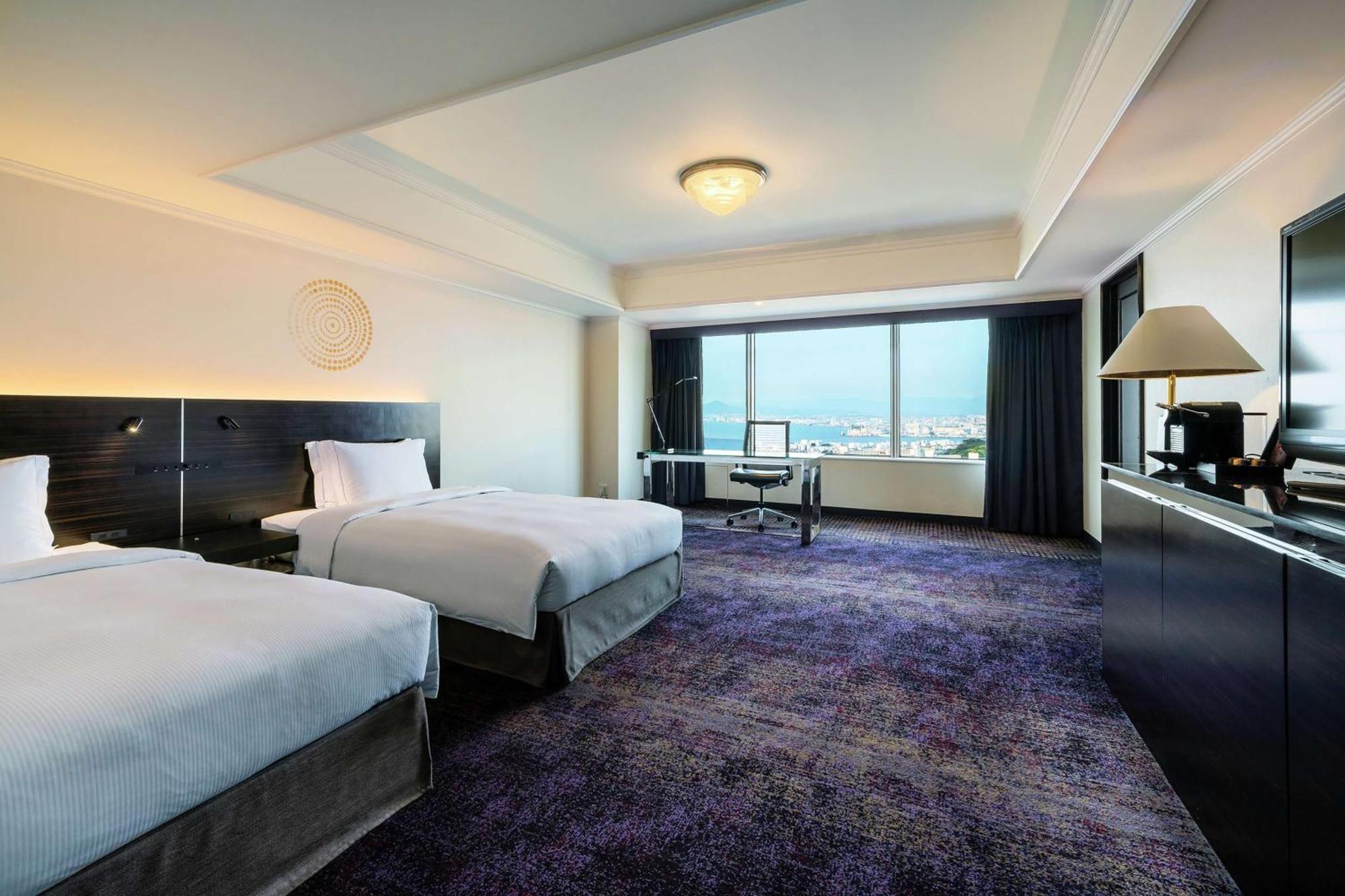 Hilton Fukuoka Sea Hawk Hotel Exterior foto